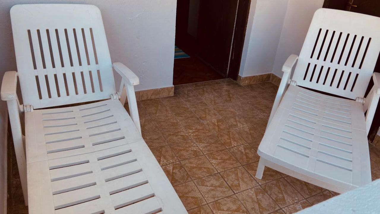 Garden View Guestroom Podgorica Bagian luar foto